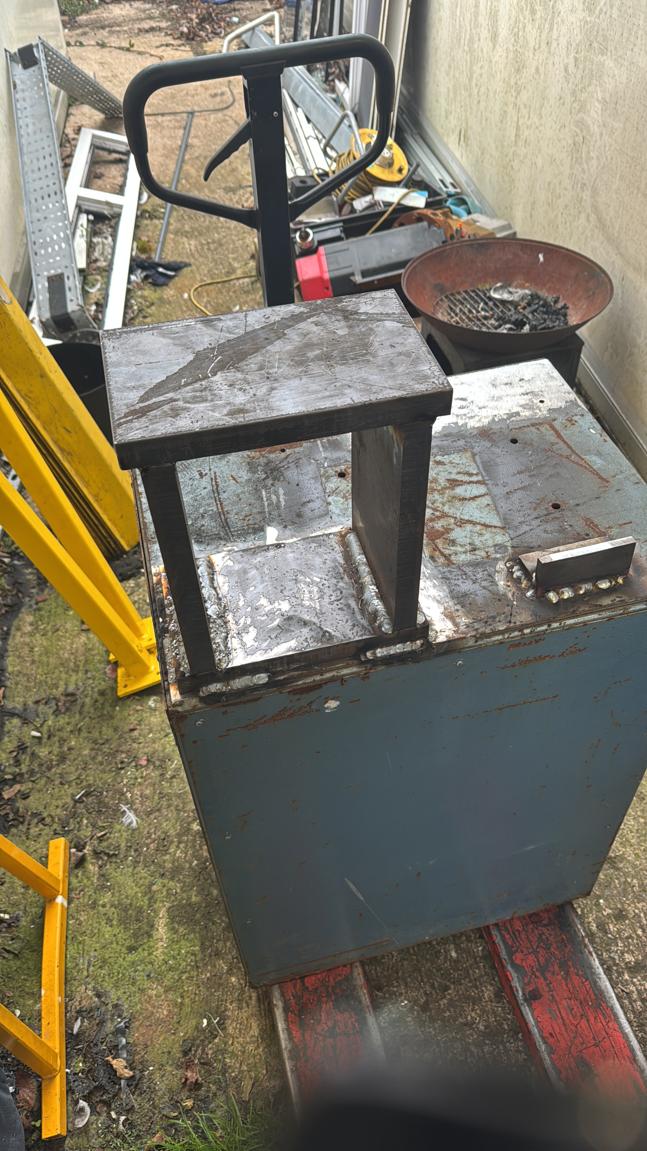 Workshop hydraulic press