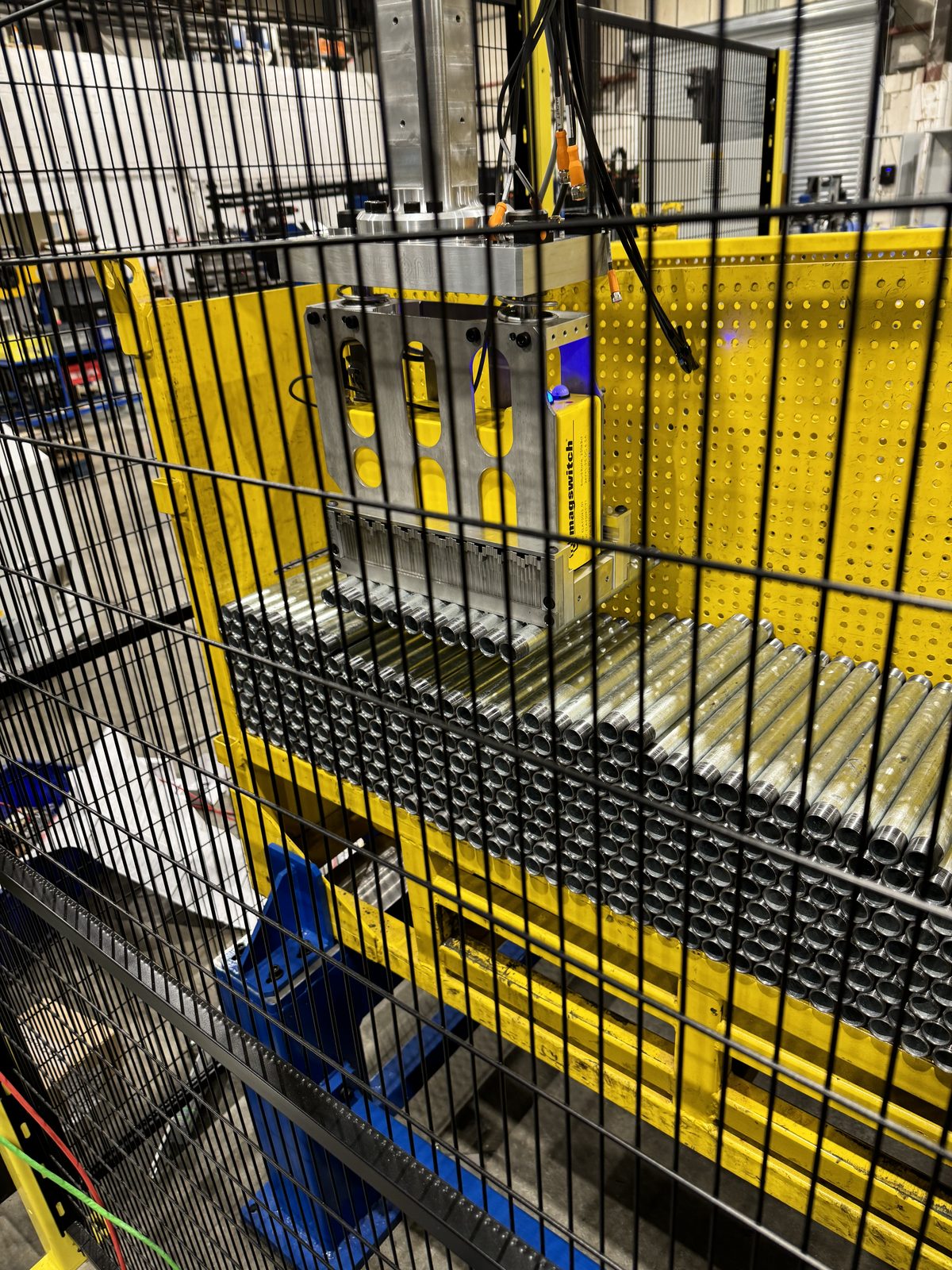 Unison FANUC multi-robot production cell